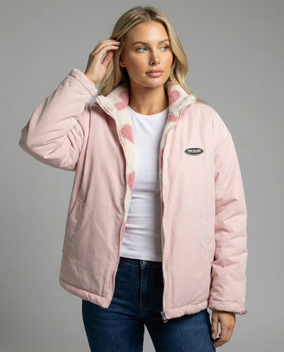 Damen Winterjacke aus Polyester mit Herz-Muster & Wärmender Fütterung | W&W Mode