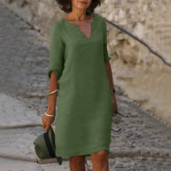WW | Elegantes Sommerkleid mit V-Ausschnitt