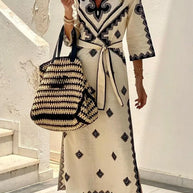 Clara™ - Locker geschnittenes Kleid mit Gürtel