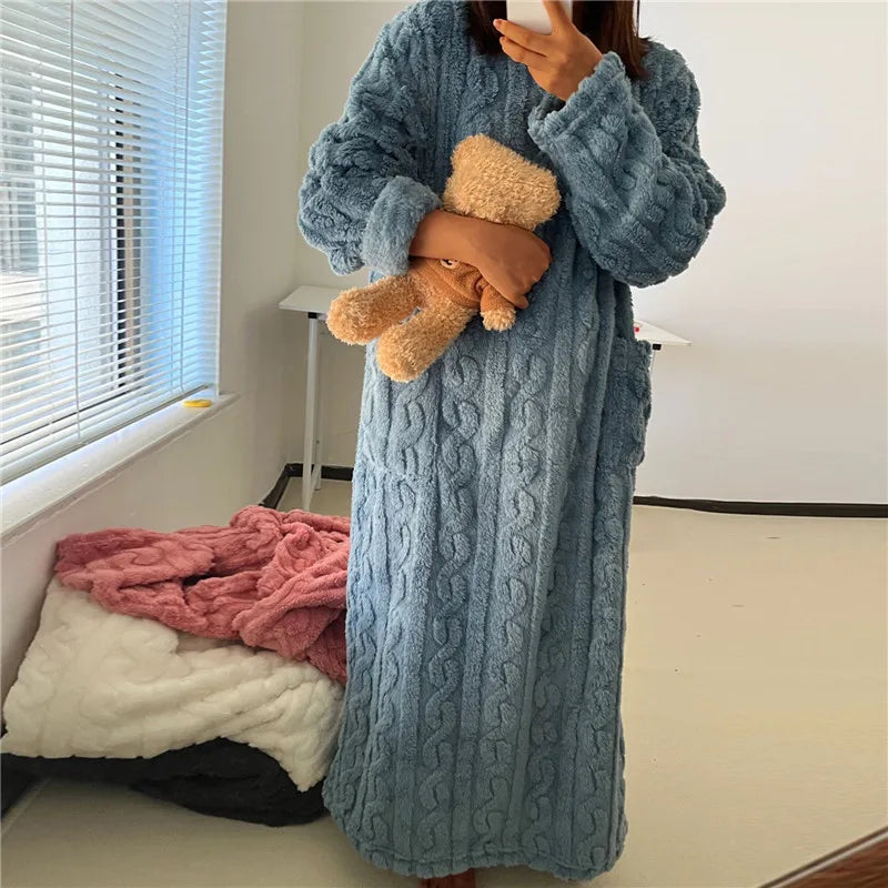 W&W Mode | Fleece Teddy Kleid
