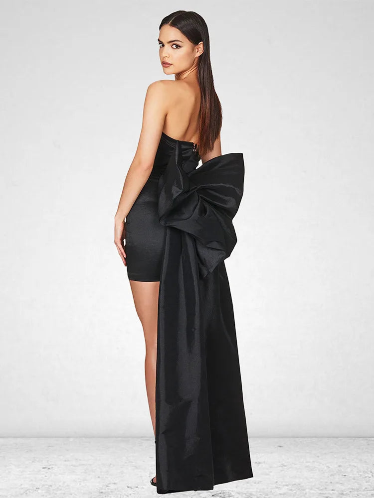 WW | Der Unterschied Late At Night Mini Kleid