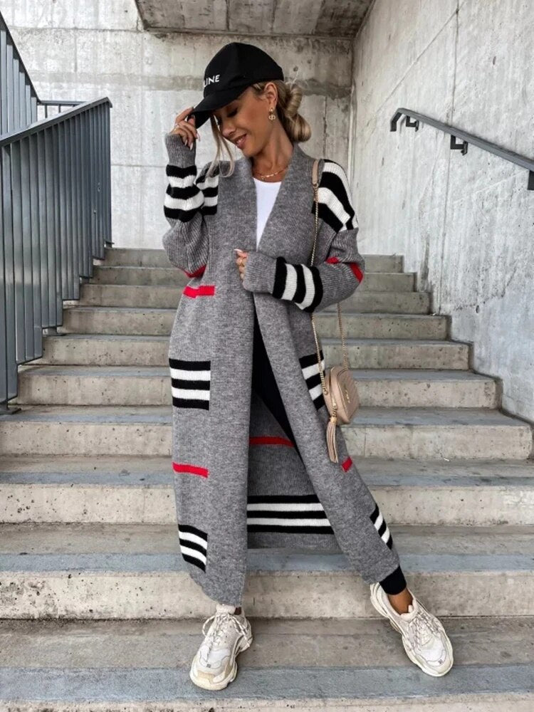 W&W Mode - Lange gestreifte Strickjacke