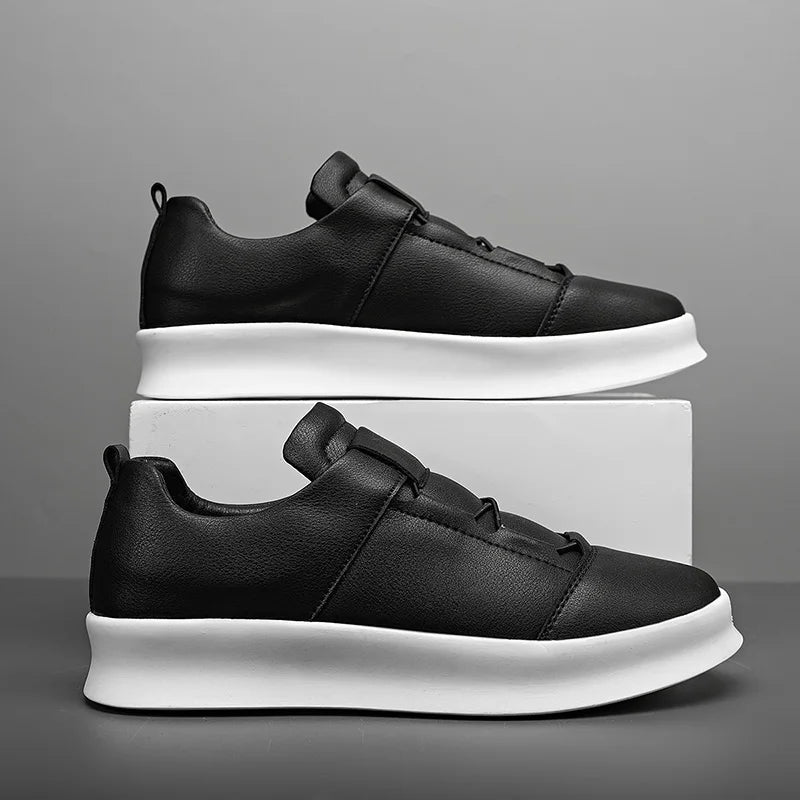 WW | Moderne Leder-Sneaker mit niedrigem Schaft