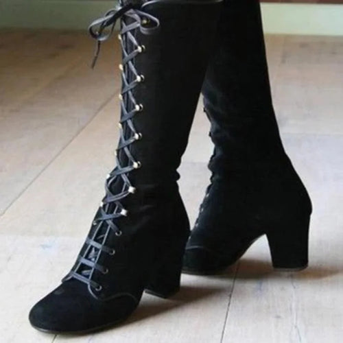 WW | Elegante Knielange Schnürstiefel mit Blockabsatz