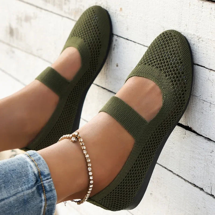 W&W Mode | Bequeme Schuhe mit Riemen