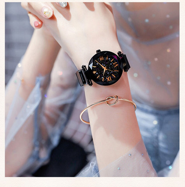 WW Leuchtende Sternenhimmel: Damenmode Sternenhimmel Uhren Magnetische Schnalle Mesh Armband Diamant Quarzuhr Damen Kleideruhr