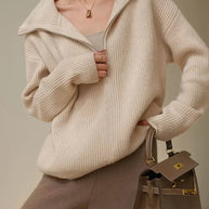 Gestreifter Turtleneck Damenpullover mit Reißverschluss