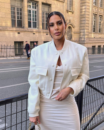 WW | Beigefarbene Bomberjacke