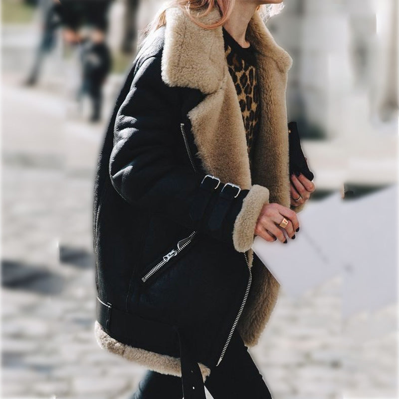 W&W Mode | Fliegerjacke - warme Kunstpelzjacke mit Riemendetails