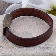 WW | Robuste Lederarmband mit Messingschließe