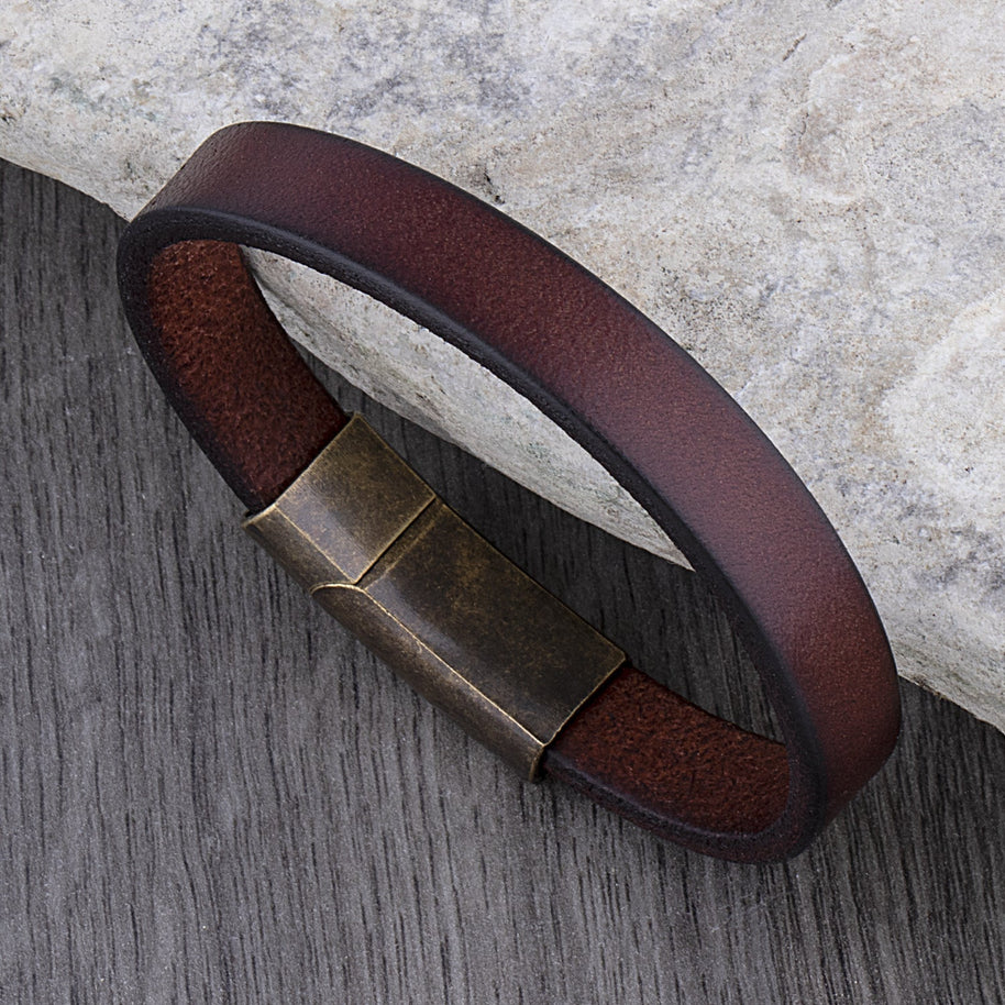 WW | Robuste Lederarmband mit Messingschließe