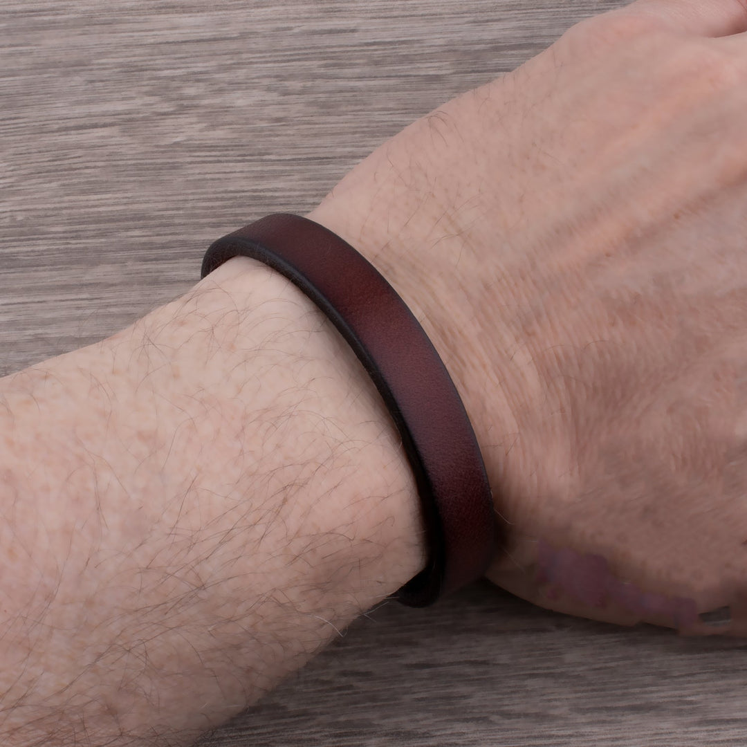 W&W Mode | Robuste Lederarmband mit Messingschließe