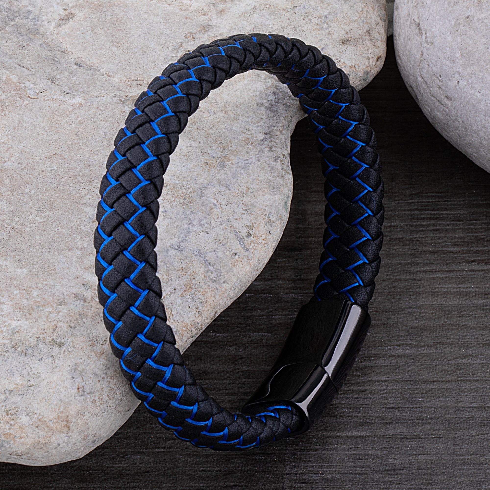 WW | Coole Lederarmband mit Schwarz und Blau Detail
