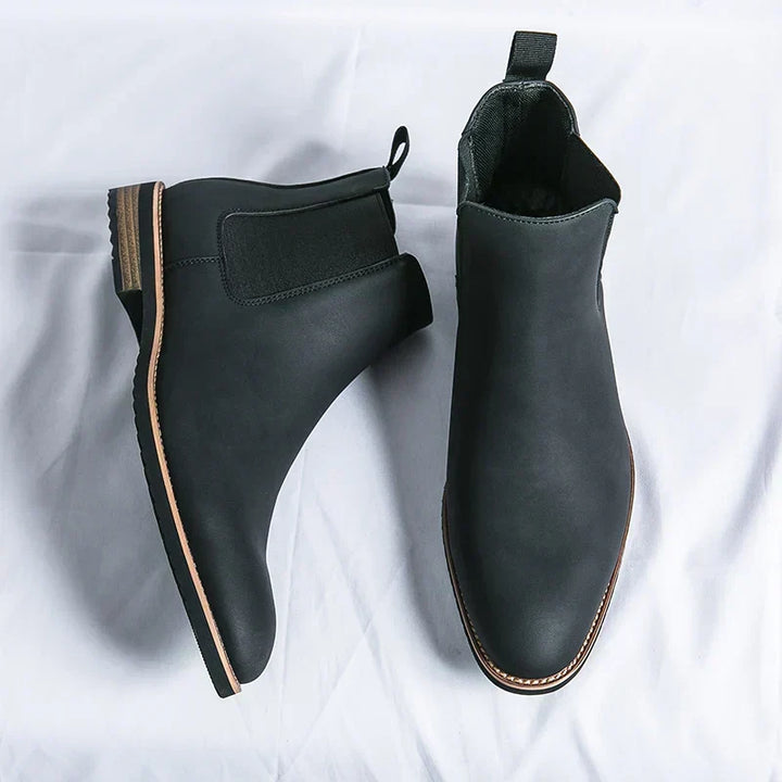Leder-Chelsea-Stiefel mit zeitlosem Stil