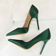WW | Looking At The Moon Stiletto