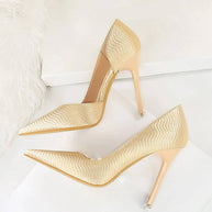 WW | Looking At The Moon Stiletto
