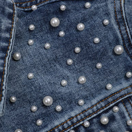 Jeansjacke - Denim-Liebling mit stilvoller Perlenverzierung