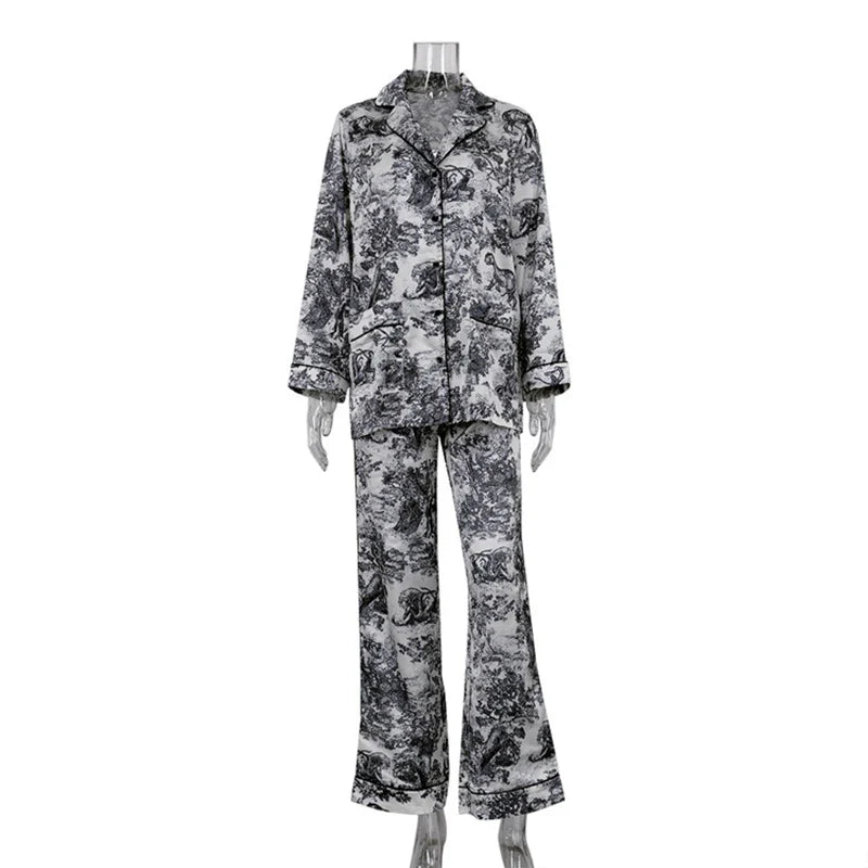 WW | Bedrucktes Satin-Pyjama-Set