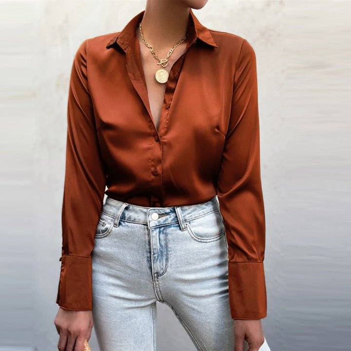 Satin-Bluse für Damen mit elegantem Design