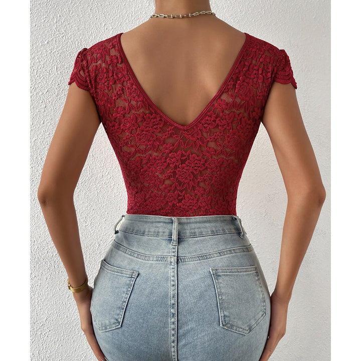 W&W Mode | Bodysuit mit Tiefem V-ausschnitt aus Spitze und Kurzen Ärmeln