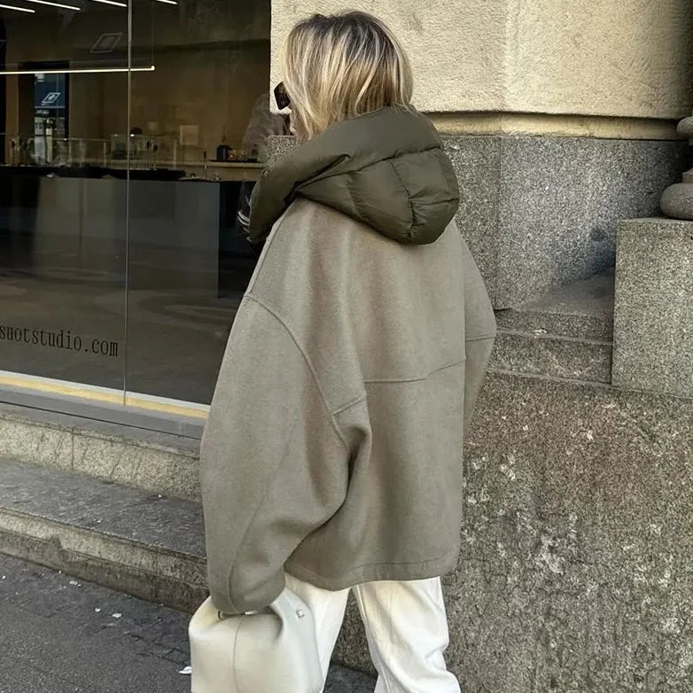 W&W - Lässige lockere Frauen Kapuzenjacke