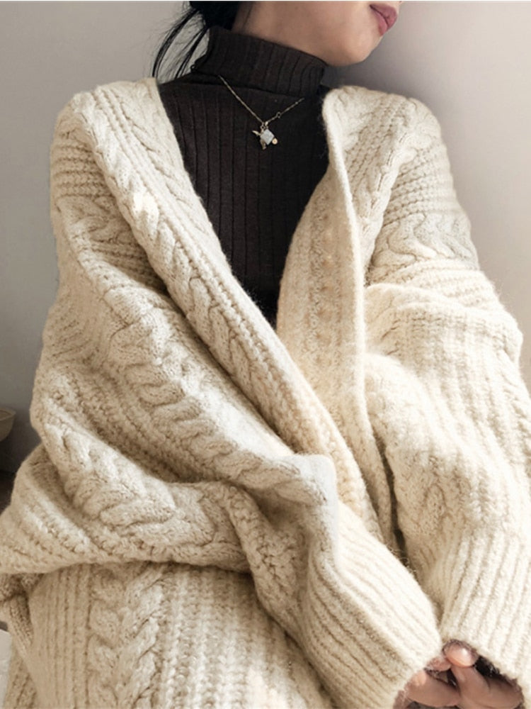 lange Damen Strickjacke für den Herbst