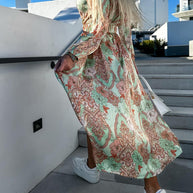 Maxikleid mit hohem Schlitz