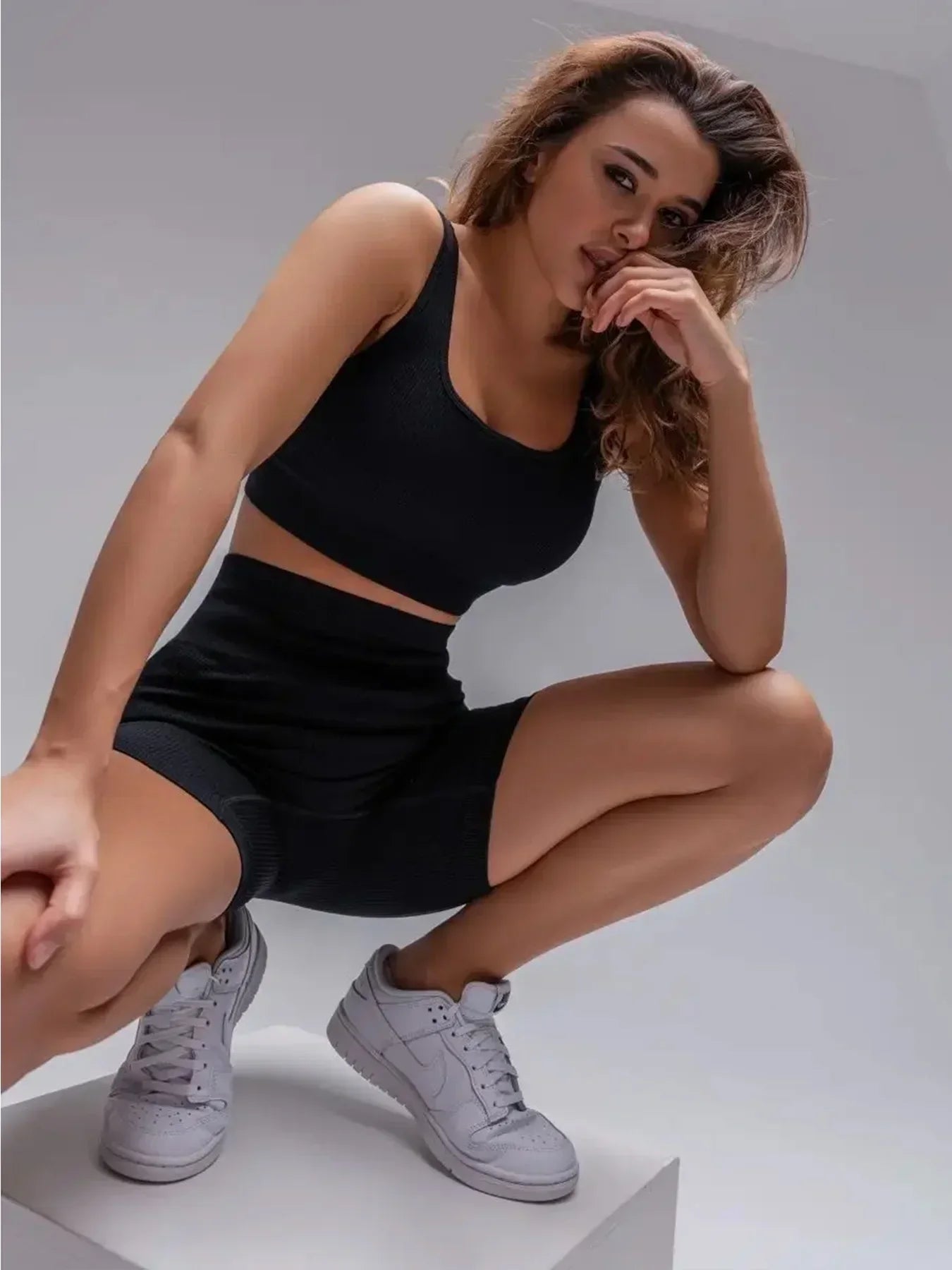 WW | Sommer Weiße Training Kleidung Gerippt Sport Shorts Set Fitness Set Sport Kleidung Damen Yoga Set Nahtlose Hohe Taille Shorts Outfit