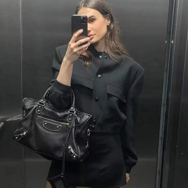 WW | Moderne, Trendige, Verkürzte Damenjacke Mit Taschen