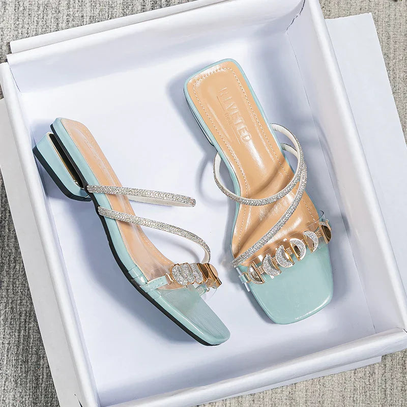 WW | Sommer Neue Frauen Slipper Outdoor Sandalen Lässige Flache Schuhe Stilvolles Metall Design Koreanischer Stil Bürobekleidung