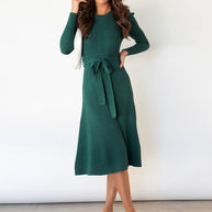 WW - Gestricktes Midikleid mit Rundhalsausschnitt