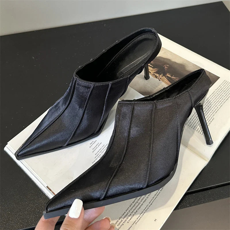 WW | While You Are Mine Mules Schuhe