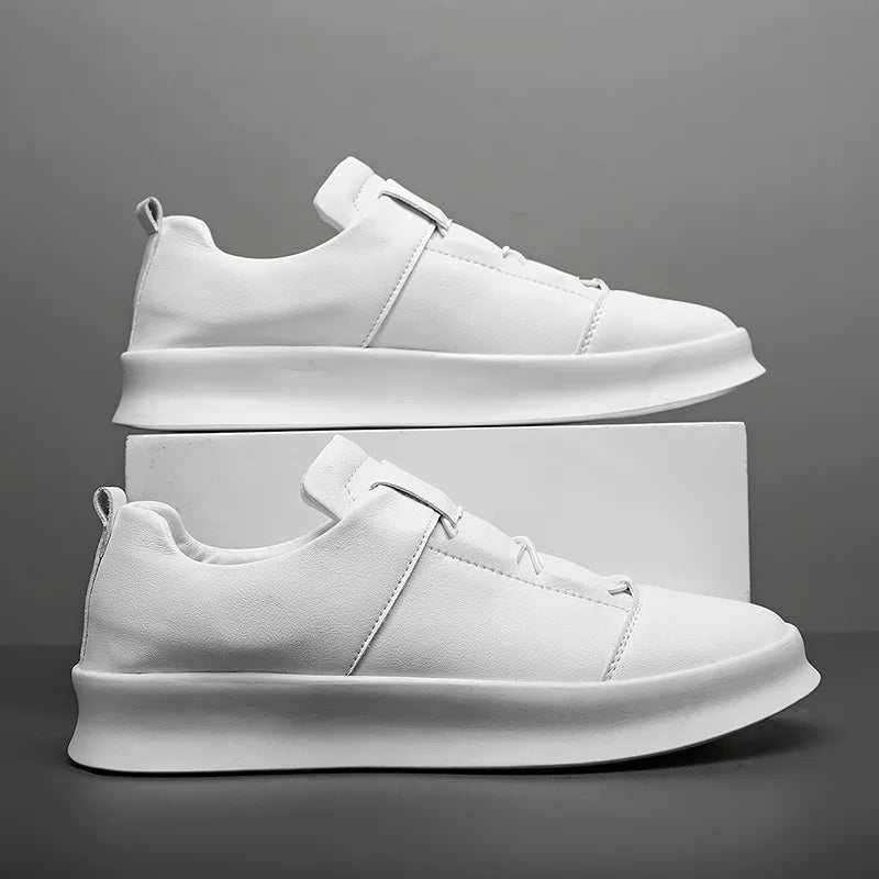 WW | Moderne Leder-Sneaker mit niedrigem Schaft