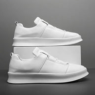 WW | Moderne Leder-Sneaker mit niedrigem Schaft