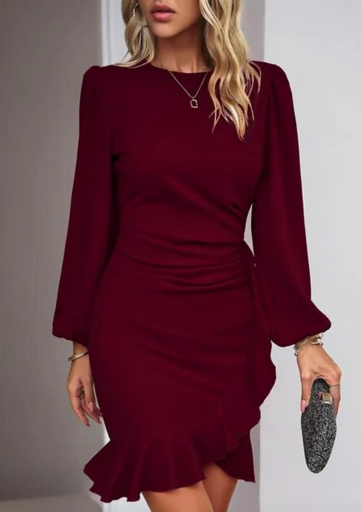 W&W Mode | Elegantes Abendkleid Mit Schmeichelhafter Passform Für Frauen