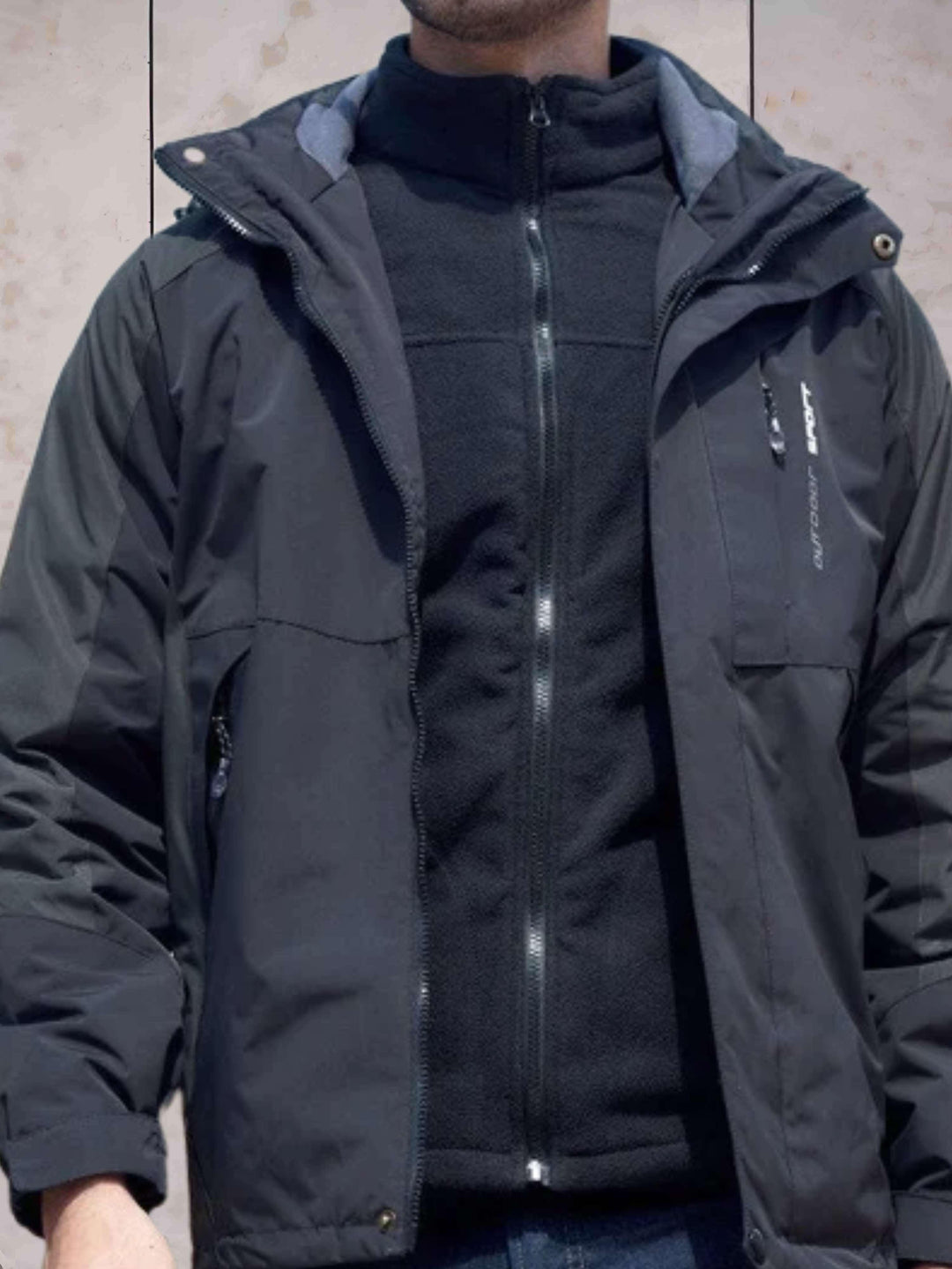 W&W Mode | Wind- und wasserdichte Wanderjacke mit Kapuze, Taschen und doppeltem Reißverschluss und Knopfverschluss