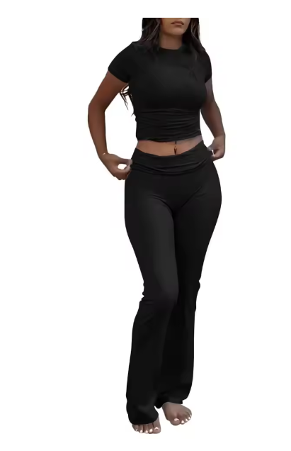 Damen cropped Lounge-Set mit enger Passform und modischen Akzenten W&W Mode