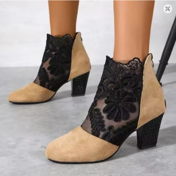 W&W Mode - Sandalen mit Spitzenblumen