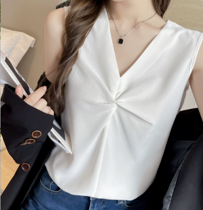 Damen Oberteil mit schickem Knoten-Detail und elegantem V-Ausschnitt W&W