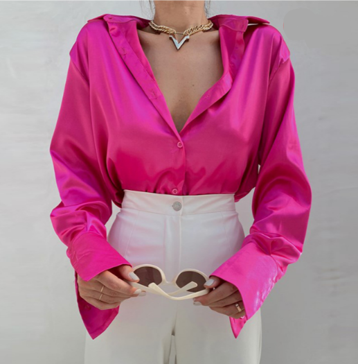 Satin-Bluse für Damen mit elegantem Design