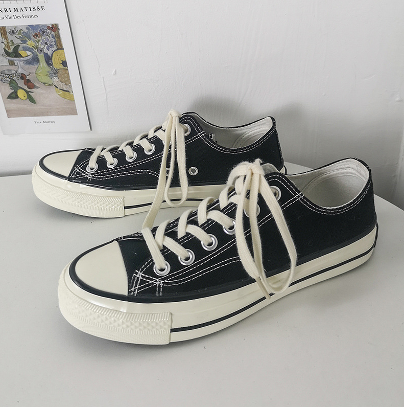 Damen Sneakers im trendigen Vintage-Design mit bequemer Schnürung und atmungsaktiver Obermaterialkombination WW