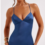 Damen Maxikleid mit elegantem Halterneck-Design und figurformendem Schnitt WW