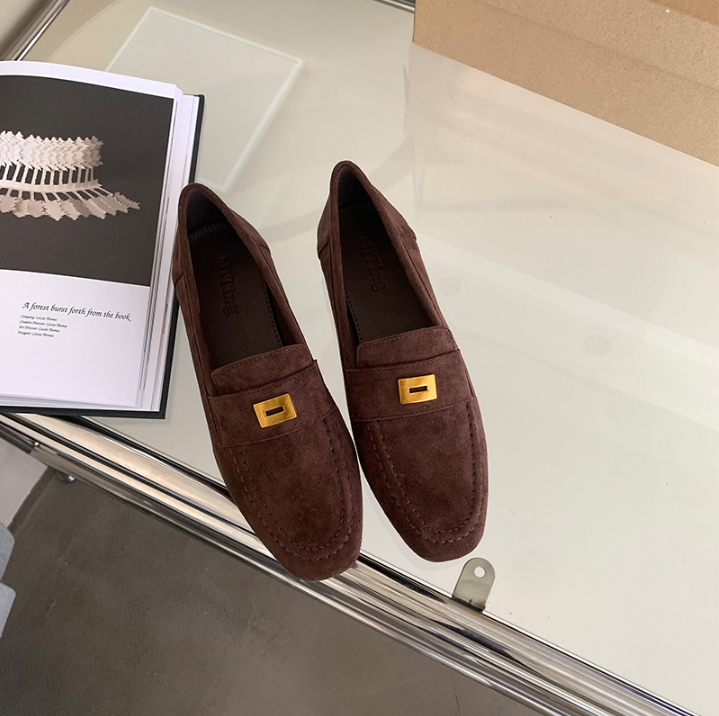 W&W Mode | Britische Schuhe Aus Leichtem Wildleder