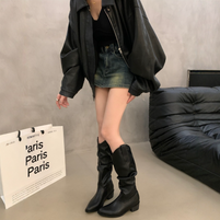 WW - Vintage-Stiefel aus Wildleder mit Rüschen