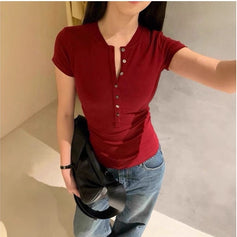 Damen figurbetontes Cropped T-Shirt mit kurzem Arm und Knopfleiste WW