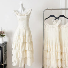 WW | Elegantes Ärmelloses Rüschentorte Kleid