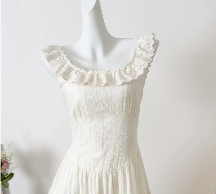 W&W Mode | Elegantes Ärmelloses Rüschentorte Kleid
