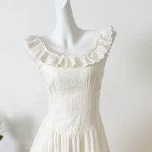 WW | Elegantes Ärmelloses Rüschentorte Kleid