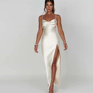 WW | Weißes Satin-Maxikleid mit Spaghettiträgern