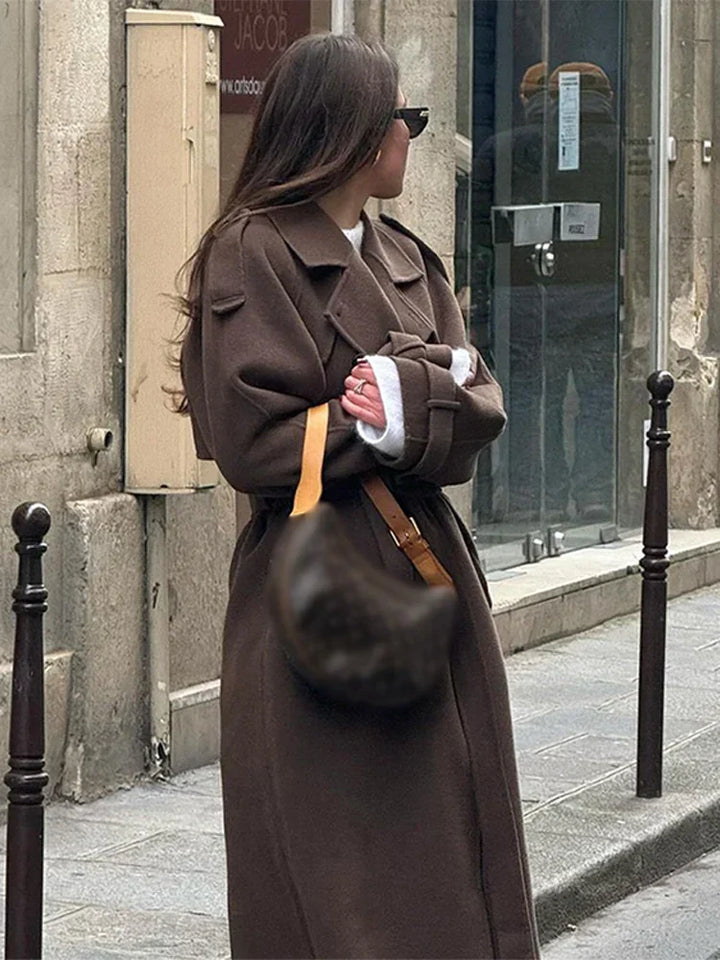 W&W Mode | Eleganter Damen-Maximantel Mit Doppelknopfreihe Und Gürtel Herbst Winter 2024